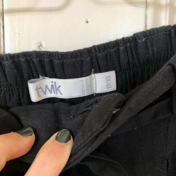 Twik high waisted flowy pants - Picture 4 of 5